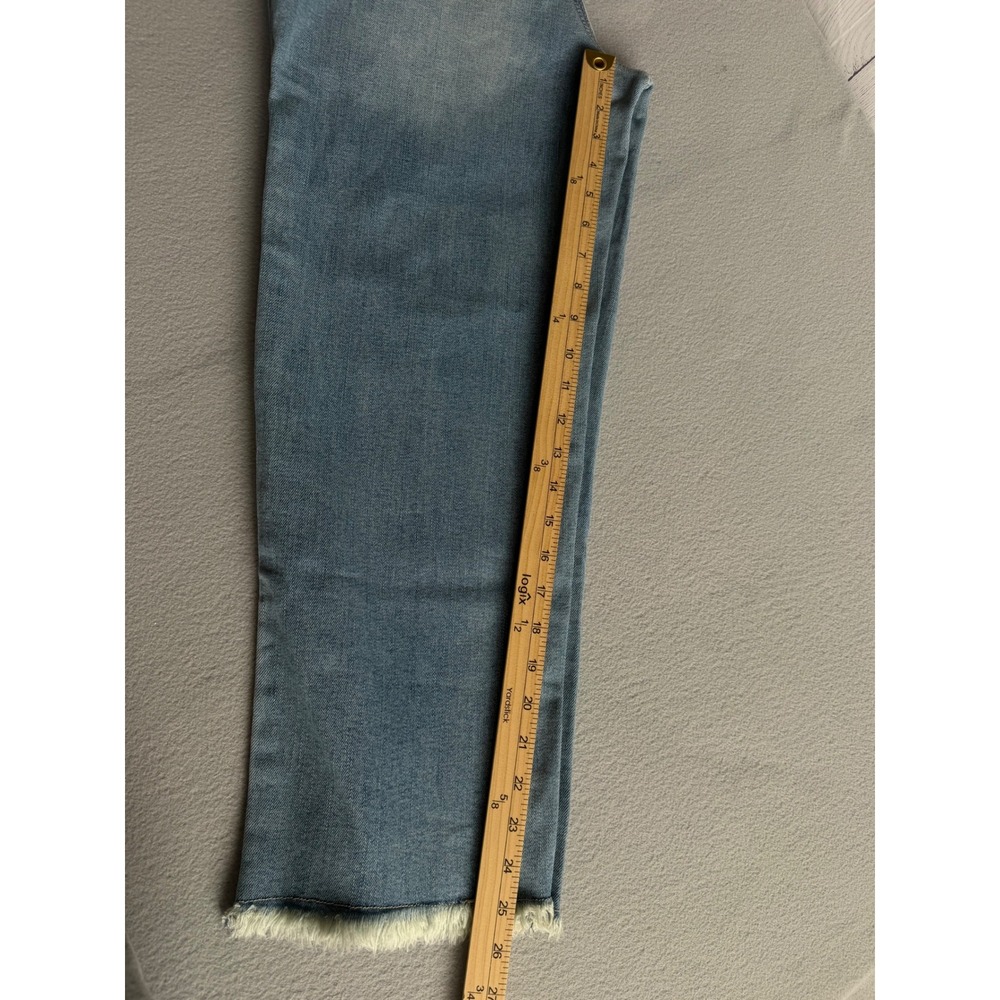 1822 Denim Womens Ankle Straight Jeans Light Wash Distressed Raw Hem Size 12 - Picture 8 of 10